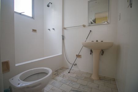 Apartamento para alugar com 75m², 3 quartos e 1 vaga Apartamento para alugar com 75m², 3 quartos e 1 vagaBanheiro Suite