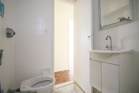 Banheiro de apartamento para alugar com 3 quartos, 75m² em Tijuca, Rio de Janeiro