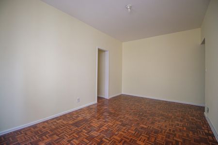 Sala de apartamento para alugar com 3 quartos, 75m² em Tijuca, Rio de Janeiro