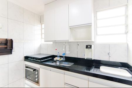 Cozinha de casa de condomínio para alugar com 2 quartos, 40m² em Residencial Parque Cumbica, Guarulhos