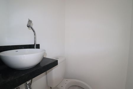 Apartamento à venda com 44m², 2 quartos e 1 vagaBanheiro 1