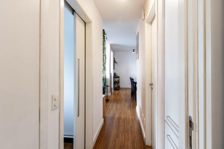 Apartamento à venda com 78m², 2 quartos e 1 vagaCorredor
