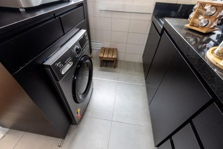 Apartamento à venda com 78m², 2 quartos e 1 vagaCozinha e Área de Serviço