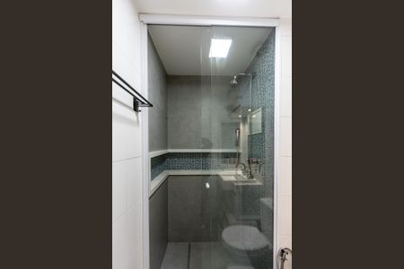 Apartamento à venda com 78m², 2 quartos e 1 vagaBanheiro do Corredor