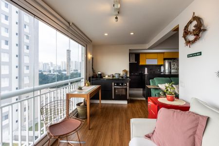 Apartamento à venda com 78m², 2 quartos e 1 vagaVaranda