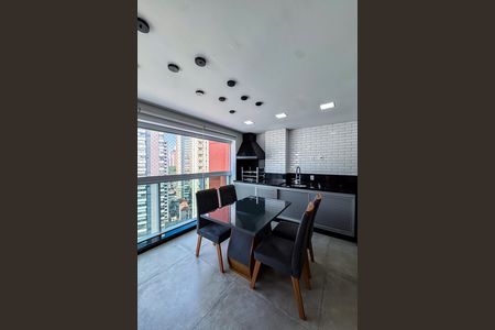 Apartamento à venda com 93m², 2 quartos e 2 vagas Apartamento à venda com 93m², 2 quartos e 2 vagasVaranda
