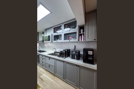 Apartamento à venda com 93m², 2 quartos e 2 vagas Apartamento à venda com 93m², 2 quartos e 2 vagasCozinha