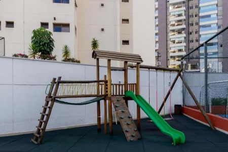 Apartamento à venda com 93m², 2 quartos e 2 vagas Apartamento à venda com 93m², 2 quartos e 2 vagasPlayground