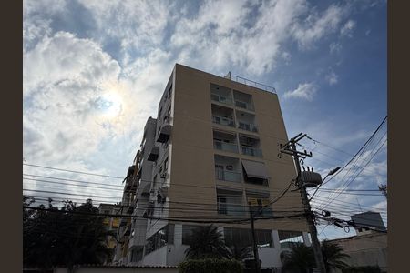 Apartamento à venda com 58m², 2 quartos e 1 vaga Apartamento à venda com 58m², 2 quartos e 1 vagaFachada