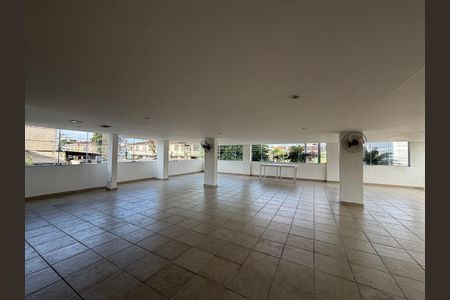 Apartamento à venda com 58m², 2 quartos e 1 vaga Apartamento à venda com 58m², 2 quartos e 1 vagaÁrea comum - Salão de festas