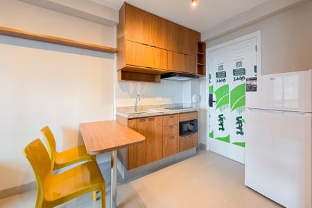 Cozinha de kitnet/studio para alugar com 1 quarto, 27m² em Ipiranga, São Paulo