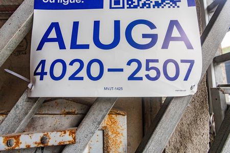 Casa para alugar com 100m², 3 quartos e sem vaga Casa para alugar com 100m², 3 quartos e sem vagaPlaca código MVJT-1425