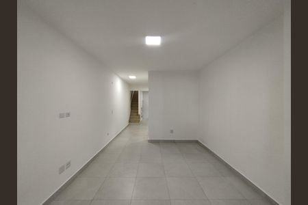 Casa para alugar com 170m², 2 quartos e 1 vaga Casa para alugar com 170m², 2 quartos e 1 vagaSala