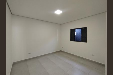 Casa para alugar com 170m², 2 quartos e 1 vaga Casa para alugar com 170m², 2 quartos e 1 vagaQuarto