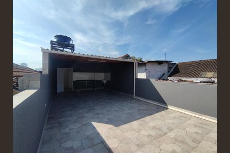 Casa para alugar com 170m², 2 quartos e 1 vaga Casa para alugar com 170m², 2 quartos e 1 vagaVaranda