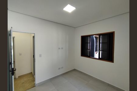 Casa para alugar com 170m², 2 quartos e 1 vaga Casa para alugar com 170m², 2 quartos e 1 vagaQuarto