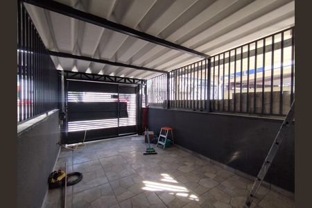 Casa para alugar com 170m², 2 quartos e 1 vaga Casa para alugar com 170m², 2 quartos e 1 vagaGaragem