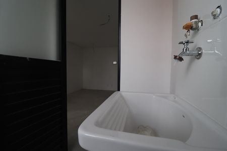 Apartamento à venda com 93m², 2 quartos e 1 vagaÁrea de Serviço