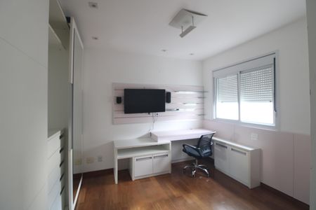 Apartamento à venda com 304m², 3 quartos e 4 vagasSuíte 3