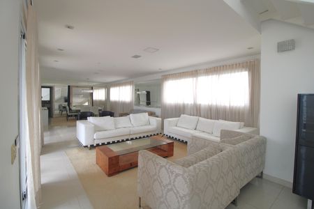 Sala de apartamento para alugar com 3 quartos, 304m² em Vila Sofia, São Paulo