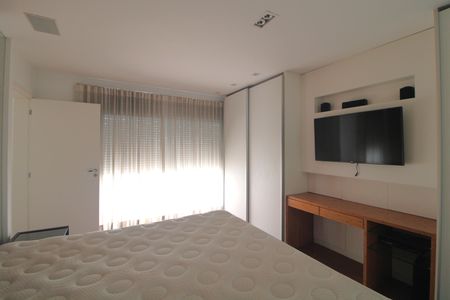 Apartamento à venda com 304m², 3 quartos e 4 vagasSuíte 1