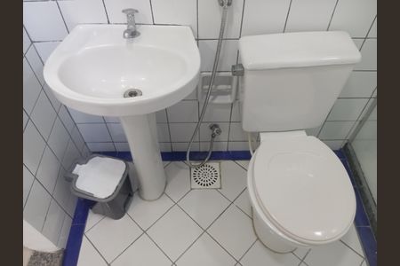 Studio para alugar com 42m², 1 quarto e sem vaga Studio para alugar com 42m², 1 quarto e sem vagaBanheiro