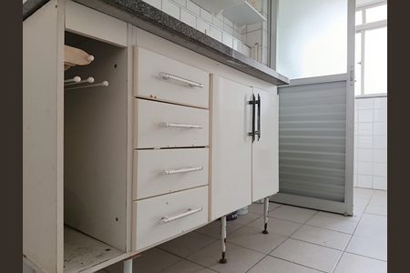 Cozinha de apartamento para alugar com 2 quartos, 50m² em Pinheiros, São Paulo