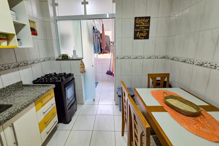 Apartamento para alugar com 117m², 3 quartos e 2 vagas Apartamento para alugar com 117m², 3 quartos e 2 vagasCozinha