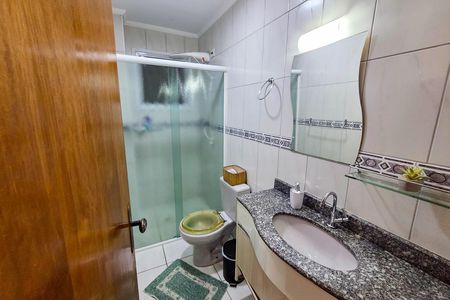 Apartamento para alugar com 117m², 3 quartos e 2 vagas Apartamento para alugar com 117m², 3 quartos e 2 vagasBanheiro