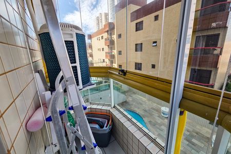 Varanda de apartamento para alugar com 3 quartos, 117m² em Vila Tupi, Praia Grande