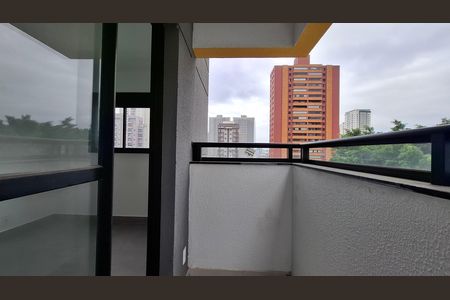 Apartamento à venda com 49m², 2 quartos e 1 vaga Apartamento à venda com 49m², 2 quartos e 1 vagaVaranda Quarto 1 suíte