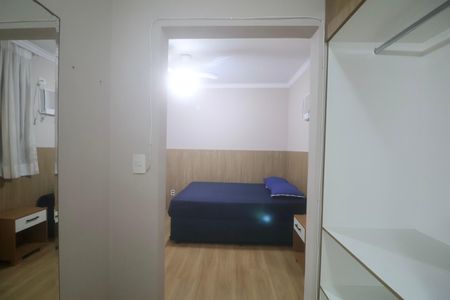 Suíte  de apartamento para alugar com 4 quartos, 300m² em Barra Funda, Guarujá
