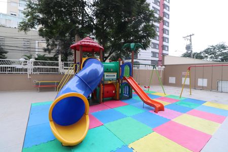 Apartamento à venda com 65m², 3 quartos e 1 vagaÁrea comum - Playground