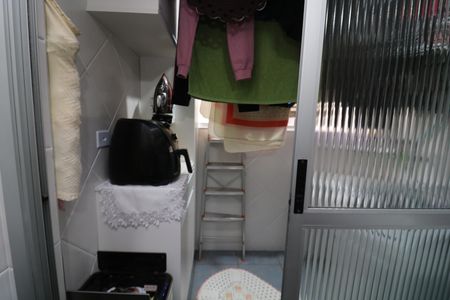 Apartamento à venda com 65m², 3 quartos e 1 vagaÁrea de Serviço