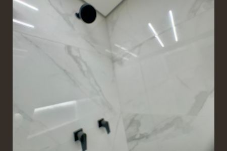 Banheiro 2 de apartamento para alugar com 2 quartos, 55m² em Vila das Bandeiras, Guarulhos