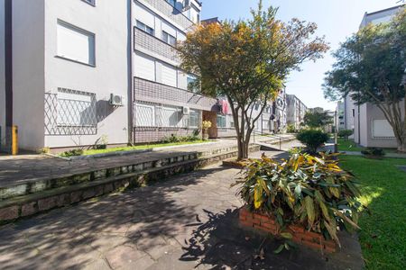 Fachada de apartamento à venda com 2 quartos, 50m² em Cavalhada, Porto Alegre