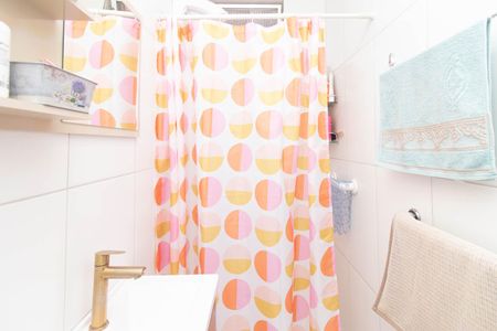 Apartamento à venda com 50m², 2 quartos e 1 vaga Apartamento à venda com 50m², 2 quartos e 1 vagaBanheiro