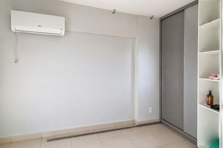 Apartamento para alugar com 67m², 2 quartos e 1 vaga Apartamento para alugar com 67m², 2 quartos e 1 vagaQuarto