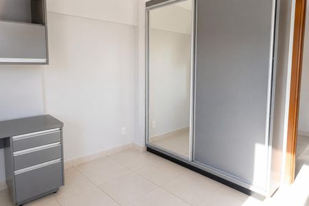 Apartamento para alugar com 67m², 2 quartos e 1 vaga Apartamento para alugar com 67m², 2 quartos e 1 vagaQuarto