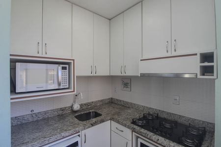 Cozinha de apartamento para alugar com 1 quarto, 40m² em Centro Histórico, Porto Alegre