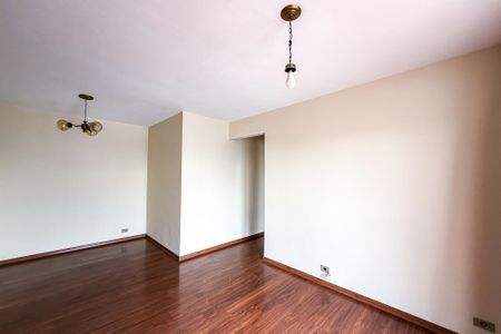 Sala de apartamento para alugar com 2 quartos, 57m² em Vila Bertioga, São Paulo