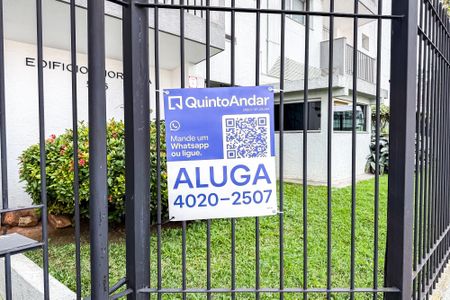 Entrada de apartamento para alugar com 2 quartos, 57m² em Vila Bertioga, São Paulo