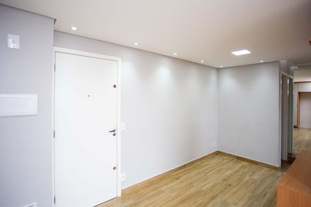 Apartamento para alugar com 45m², 2 quartos e 1 vagaSala/Cozinha/Varanda/Area de Serviço