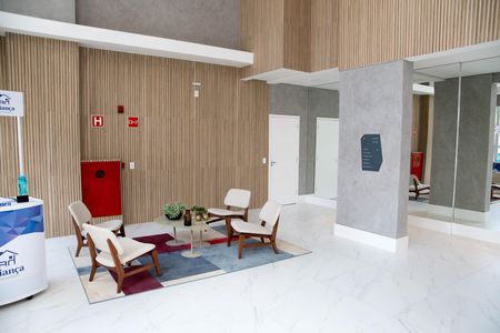 Apartamento para alugar com 45m², 2 quartos e 1 vagaHall social
