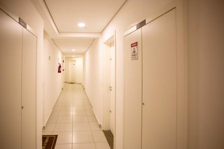 Apartamento para alugar com 45m², 2 quartos e 1 vagaHall de entrada