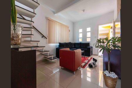Casa à venda com 3 quartos, 150m² em Altos de Vila Prudente, São Paulo