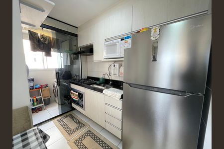 Cozinha de apartamento para alugar com 2 quartos, 42m² em Jardim Alvorada (zona Oeste), São Paulo