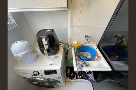 Apartamento para alugar com 42m², 2 quartos e sem vaga Apartamento para alugar com 42m², 2 quartos e sem vagaÁrea de Serviço