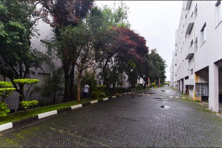Área comum de apartamento para alugar com 2 quartos, 56m² em Jardim Cocaia, Guarulhos