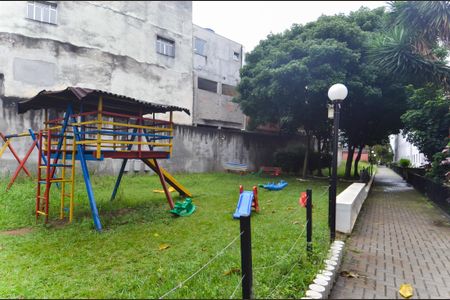 Apartamento para alugar com 56m², 2 quartos e 1 vaga Apartamento para alugar com 56m², 2 quartos e 1 vagaÁrea comum - Playground